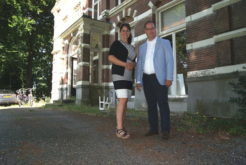 Gedeputeerde Han Weber bezocht Beresteijn vandaag. Hij werd ontvangen door wethouder Bianca Bremer. 